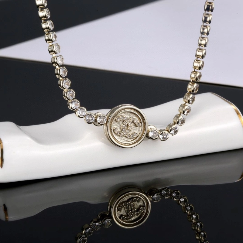 Stylish Chxnxl Necklaces 288050