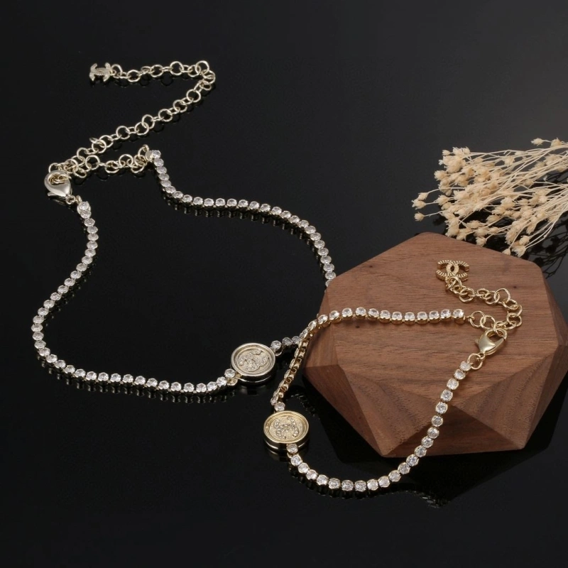 Stylish Chxnxl Necklaces 288050