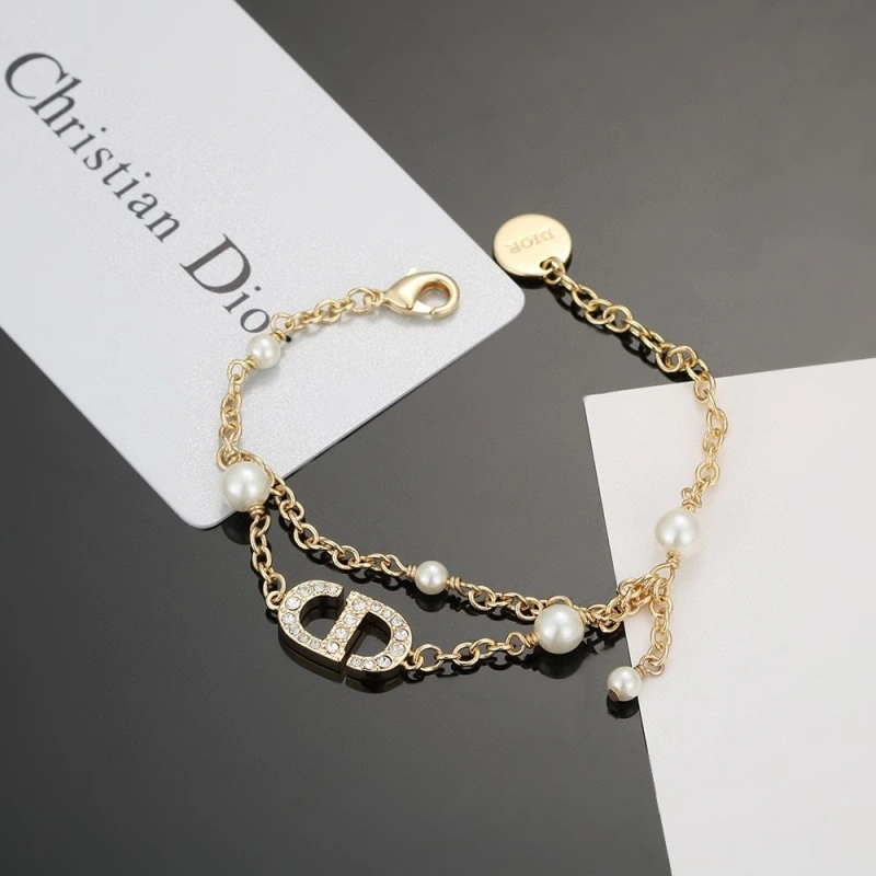 Christian Dxxr Bracelets Resilient 294985