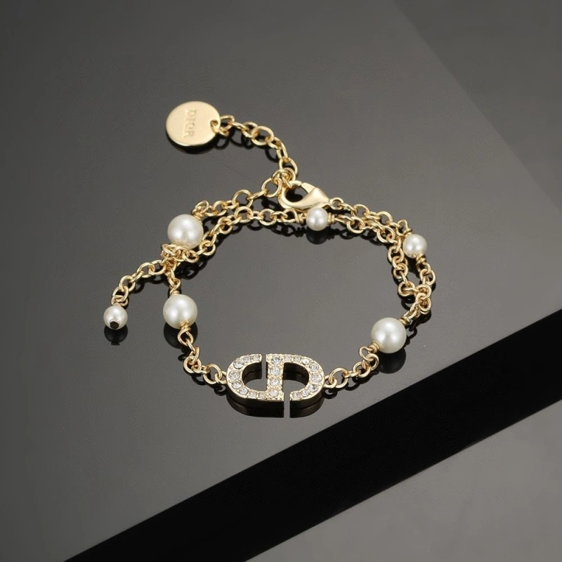 Christian Dxxr Bracelets Resilient 294985
