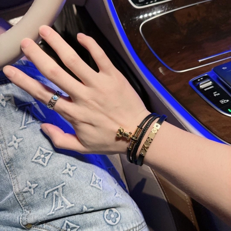 SportInspired LX Bracelets 311085