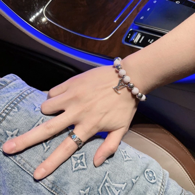 LX Bracelets Stylish 311111