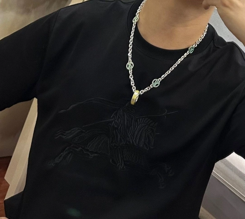 Sleek LX Necklaces 310509
