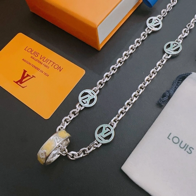 Sleek LX Necklaces 310509