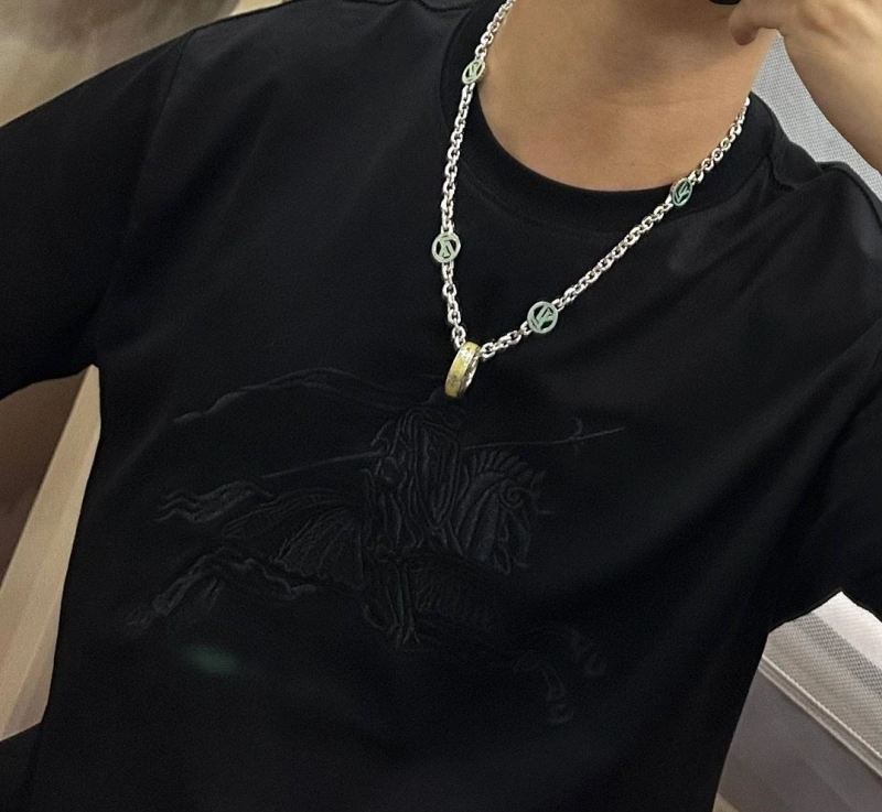 Sleek LX Necklaces 310509