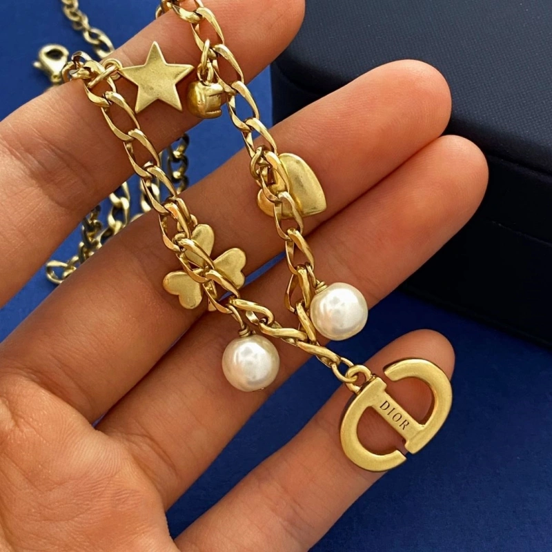 Christian Dxxr Necklaces Comfortable 294679