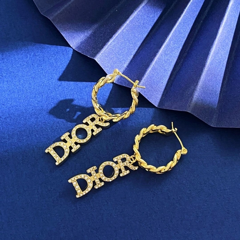 Elegant Christian Dxxr Necklaces 294675