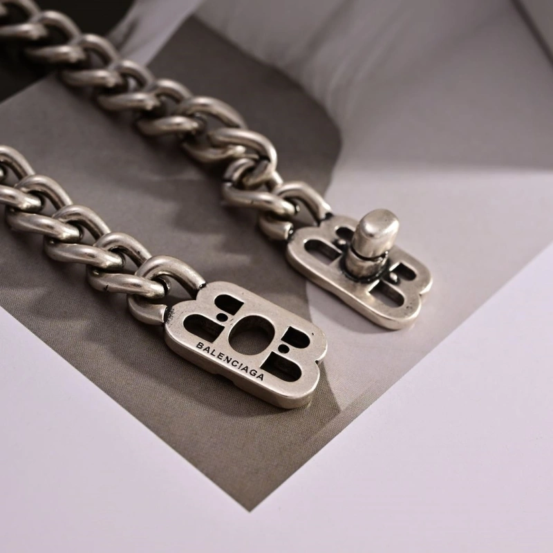 EyeCatching Bxlxnciaga Necklaces 282293