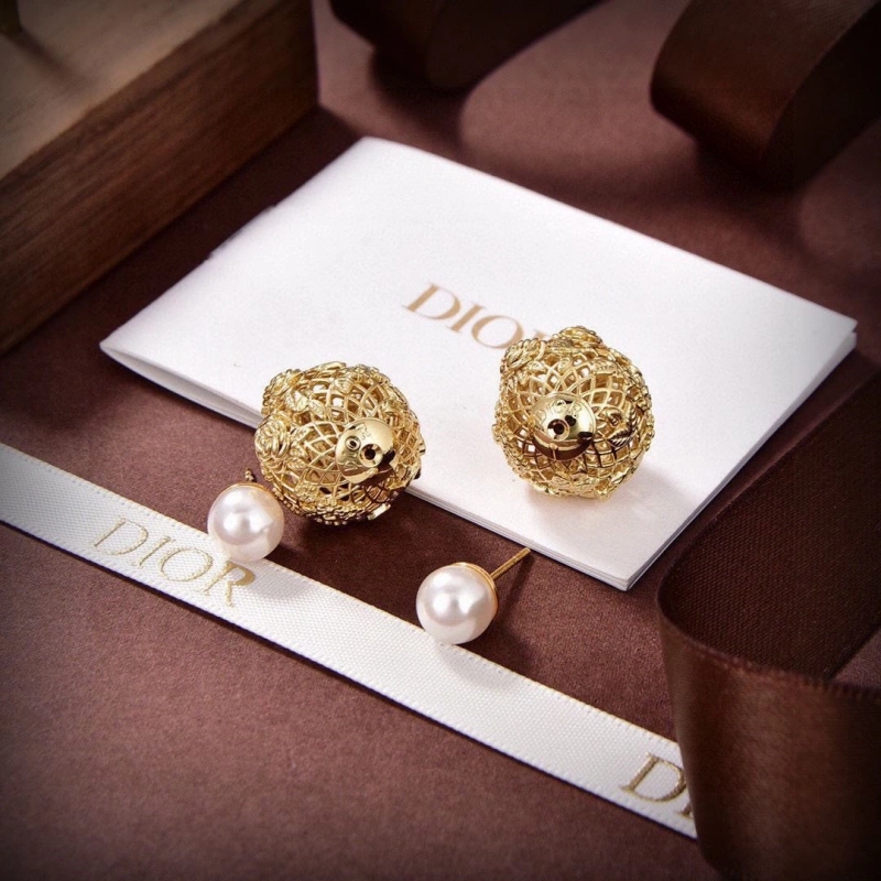 Christian Dxxr Earrings Sleek 294785
