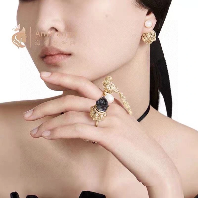 Christian Dxxr Earrings Sleek 294785