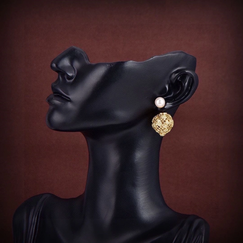 Christian Dxxr Earrings Sleek 294785