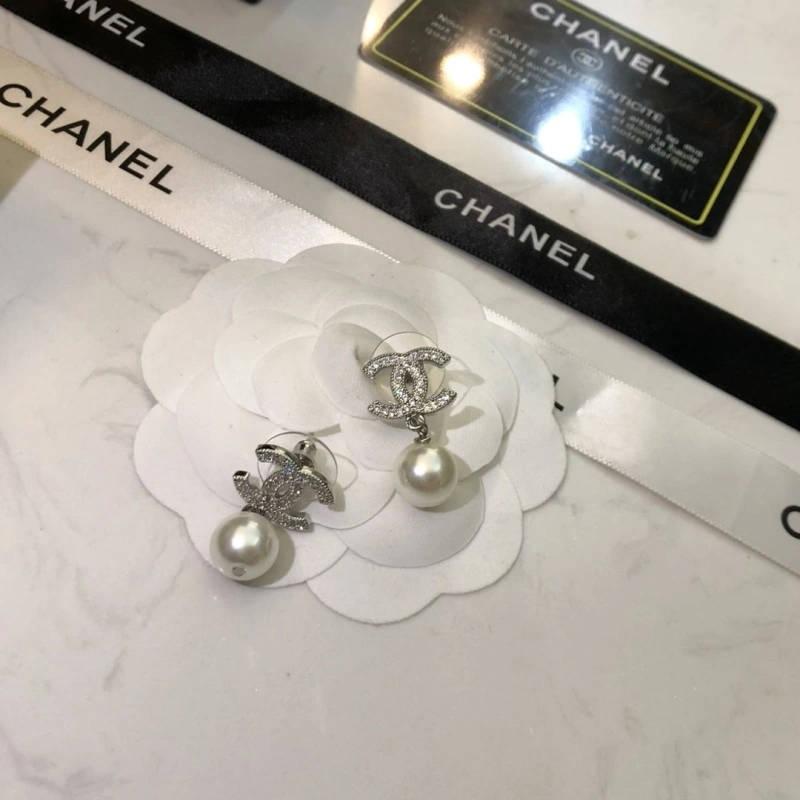 Elegant Chxnxl Earrings 288550