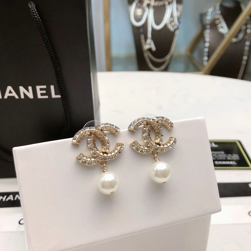 WellDesigned Chxnxl Earrings 288537