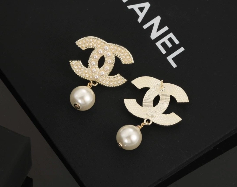 Resilient Chxnxl Earrings 288527