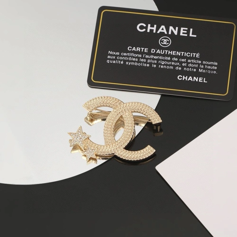 GoodFit Chxnxl Brooches 289217