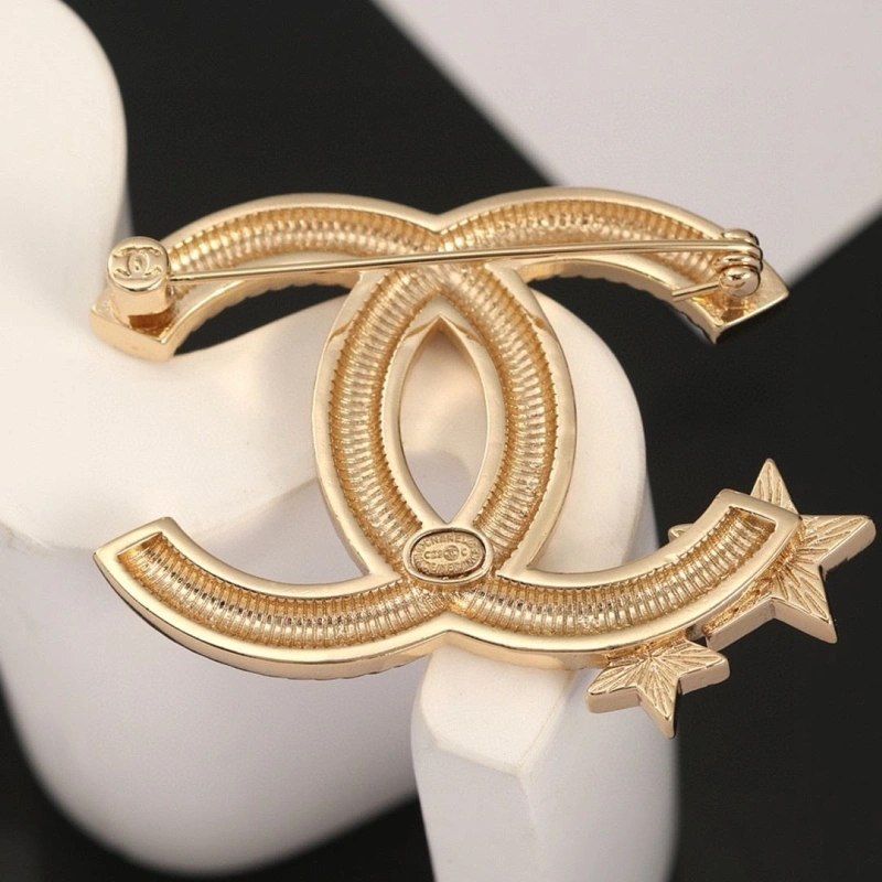 GoodFit Chxnxl Brooches 289217