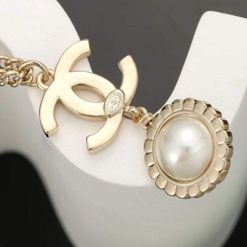 Affordable Chxnxl Necklaces 284034