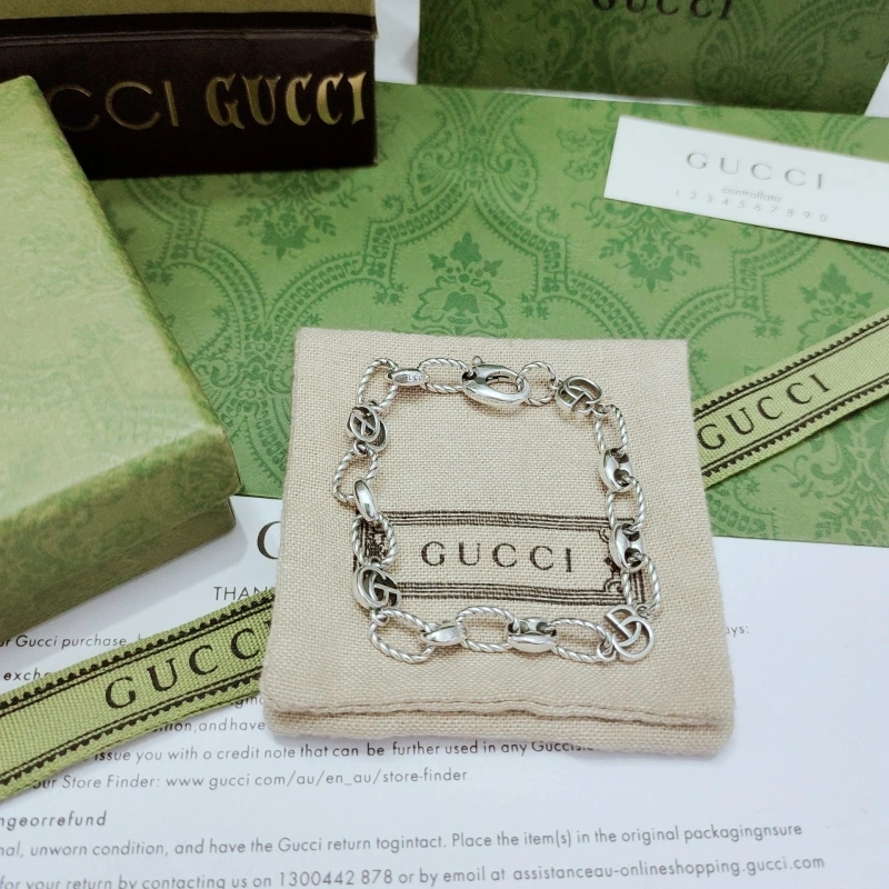 Reliable Gxccx Necklaces 304793