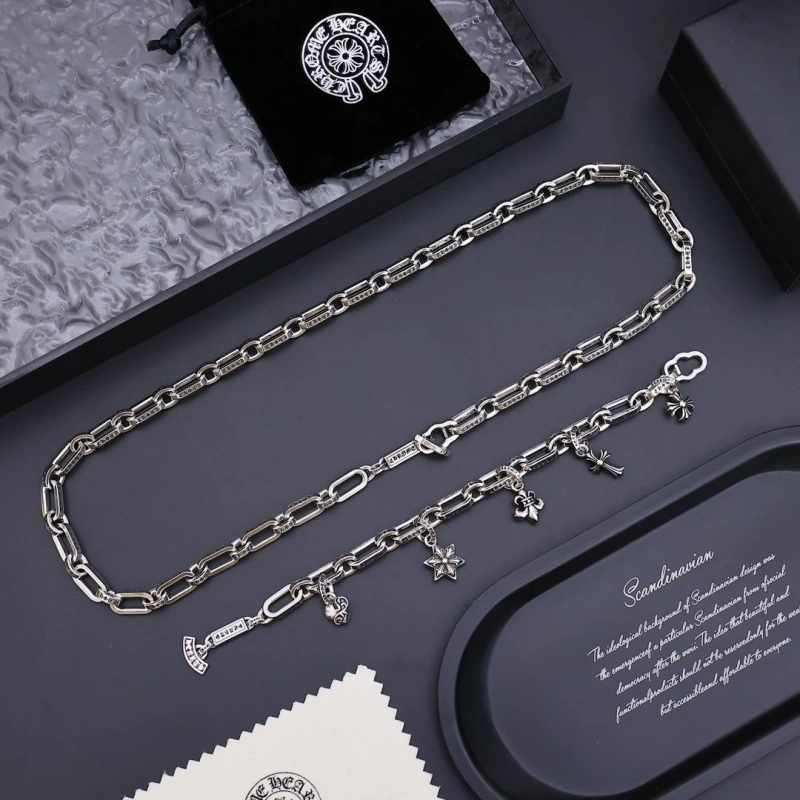 Chrxmx Hxxrts Necklaces EyeCatching 299341