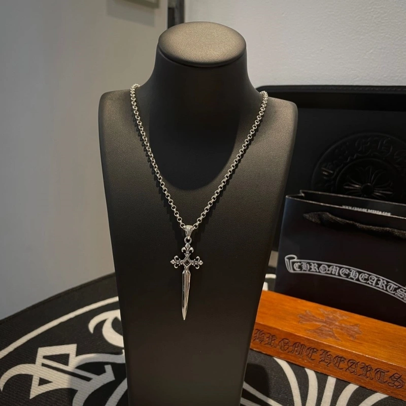 Functional Chrxmx Hxxrts Necklaces 299348