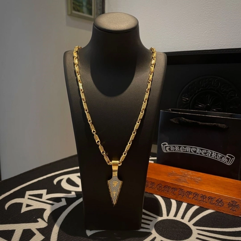 Stylish Chrxmx Hxxrts Necklaces 299339