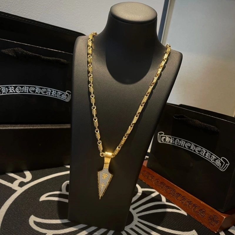 Stylish Chrxmx Hxxrts Necklaces 299339