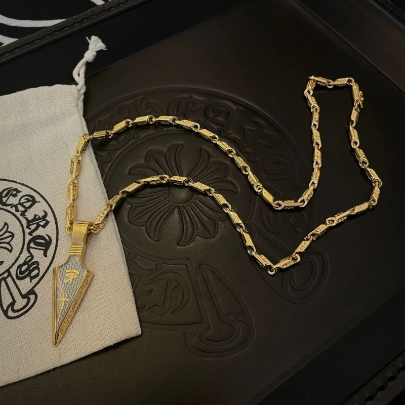 Stylish Chrxmx Hxxrts Necklaces 299339