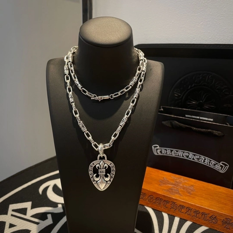 Elegant Chrxmx Hxxrts Necklaces 299337