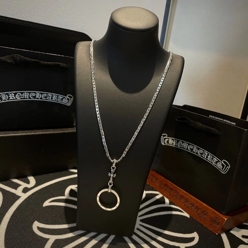 Chrxmx Hxxrts Necklaces EyeCatching 299336