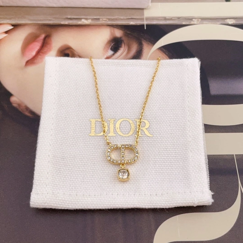 WellDesigned Christian Dxxr Necklaces 294677