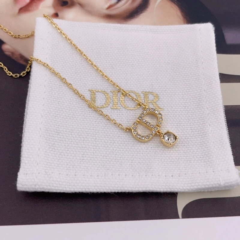 WellDesigned Christian Dxxr Necklaces 294677