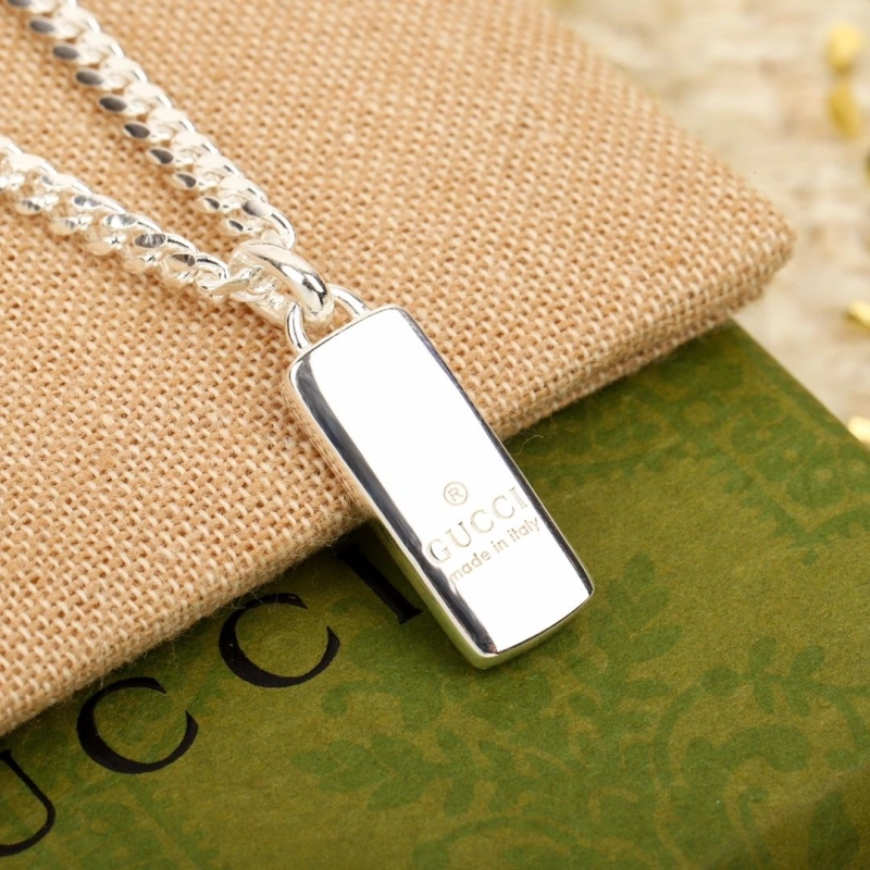 Vibrant Gxccx Necklaces 304785