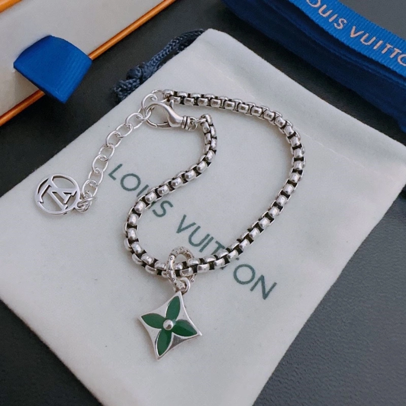 Functional LX Necklaces 310496