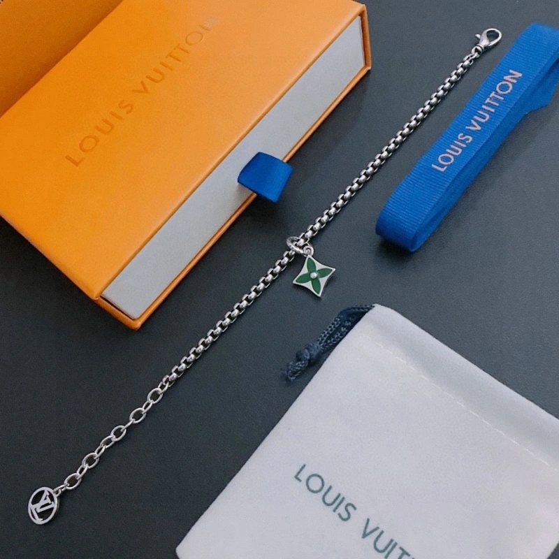 Functional LX Necklaces 310496