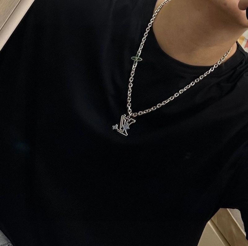 Versatile LX Necklaces 310498