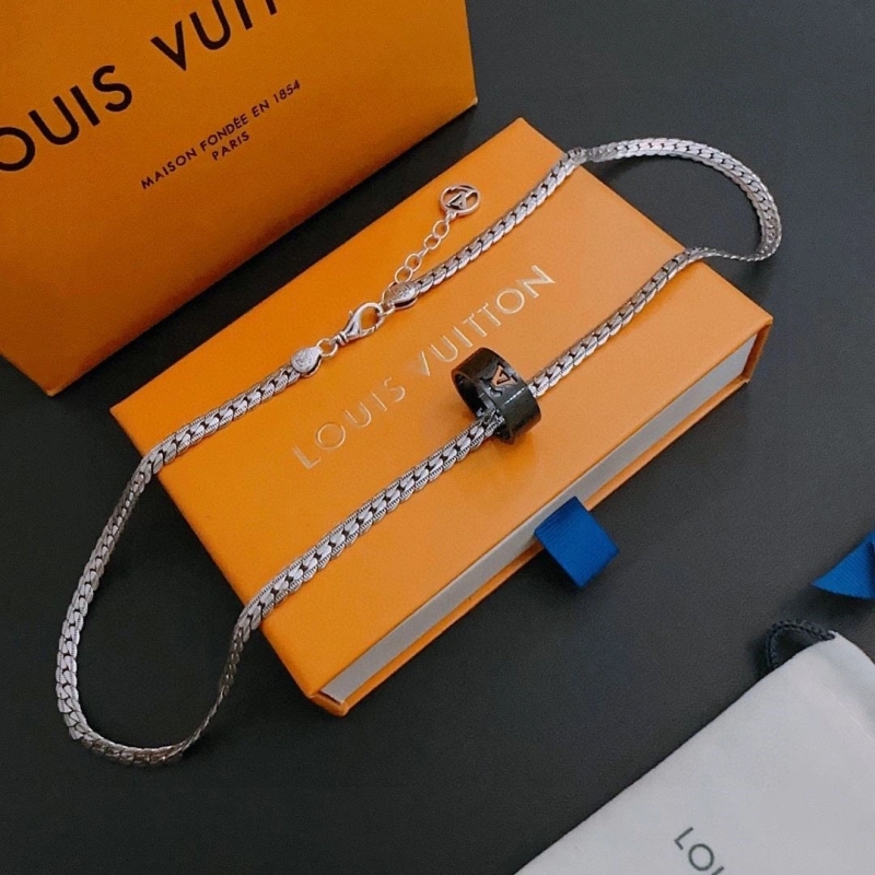 Modern LX Necklaces 310477