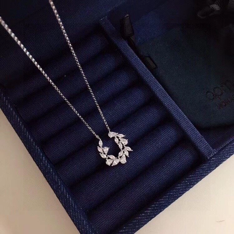 Compact Axm Necklaces 281513