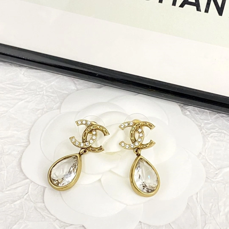 Minimalist Chxnxl Earrings 288517