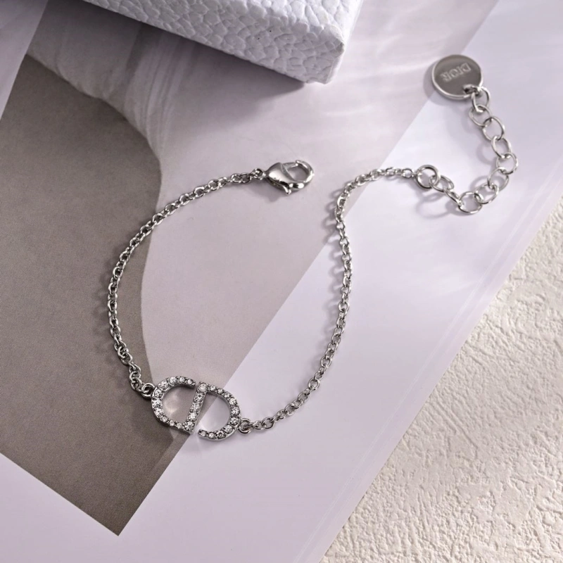 Christian Dxxr Necklaces GoAnywhere 293649