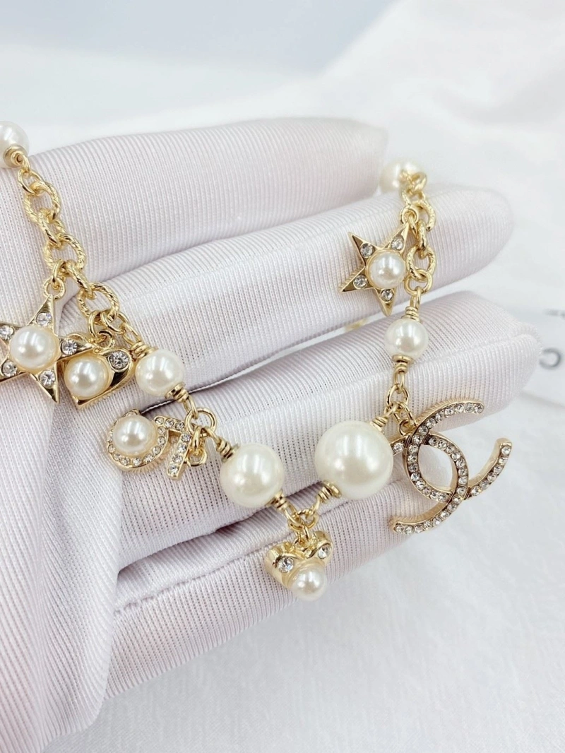 Versatile Chxnxl Bracelets 289356