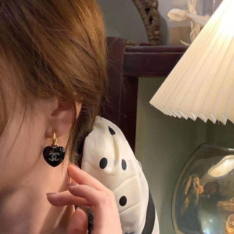Trendy Chxnxl Earrings 284035