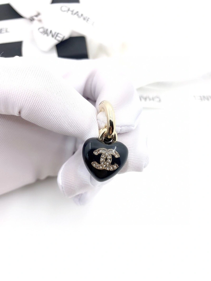 Trendy Chxnxl Earrings 284035