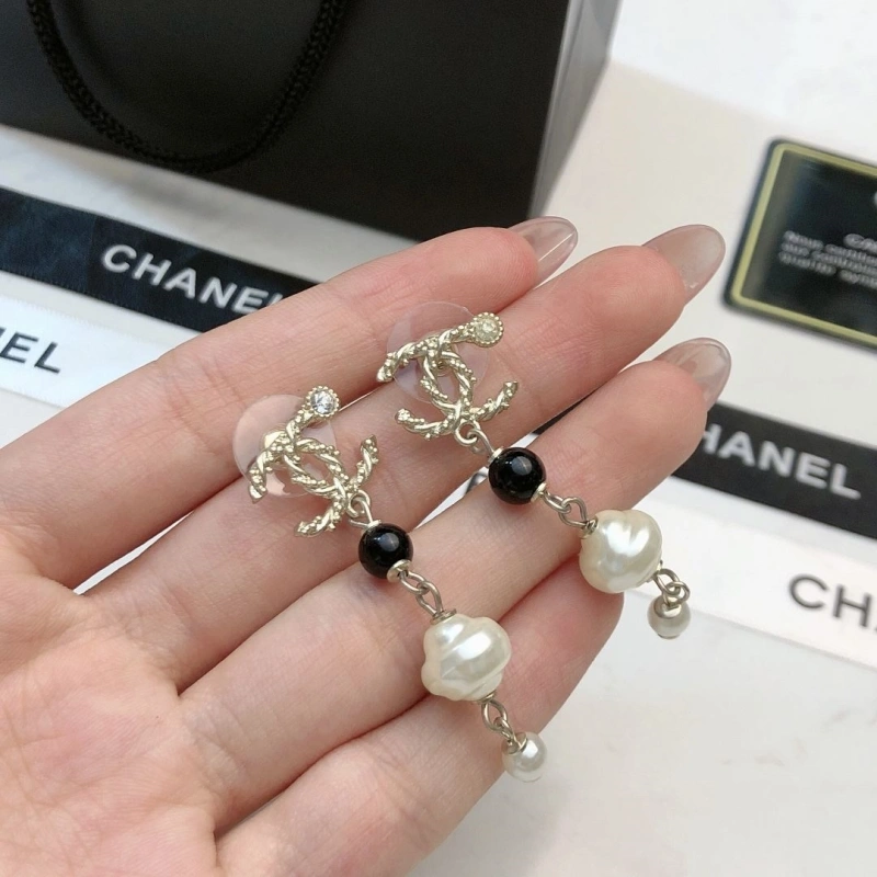 Cozy Chxnxl Earrings 288499