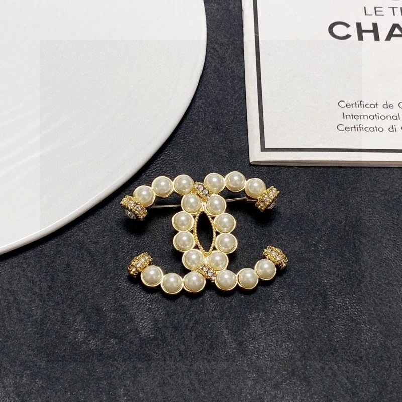 Breathable Chxnxl Brooches 289214