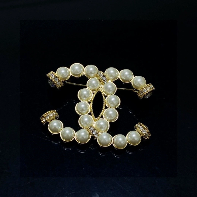 Breathable Chxnxl Brooches 289214