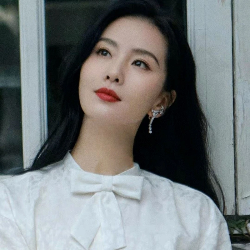 HighQuality Chxnxl Earrings 288492