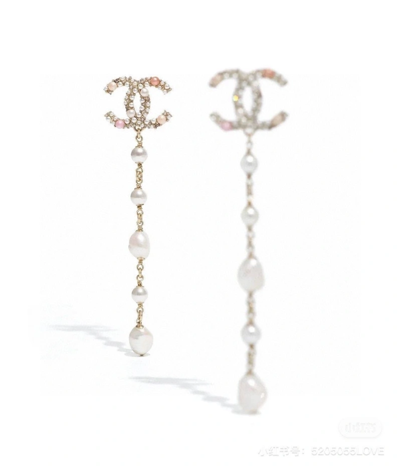 Efficient Chxnxl Earrings 288487