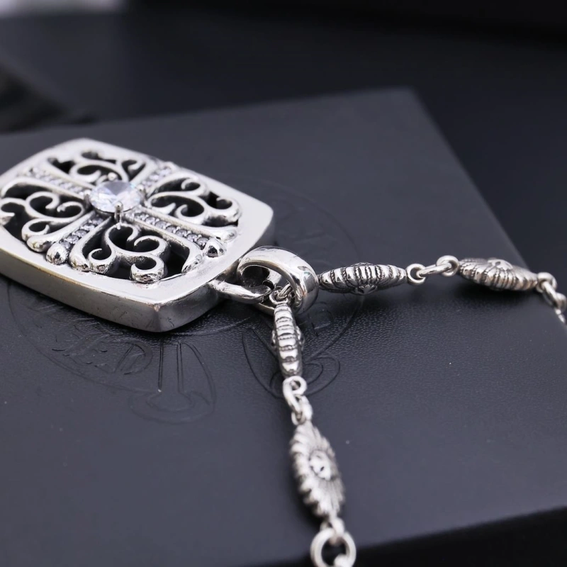Chrxmx Hxxrts Necklaces GoAnywhere 299331