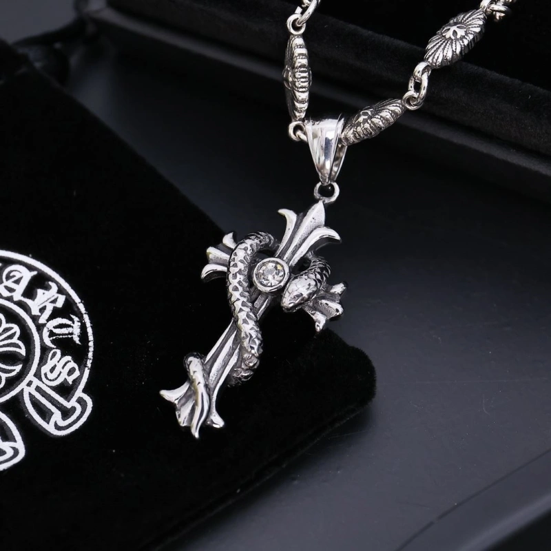 Sleek Chrxmx Hxxrts Necklaces 299328