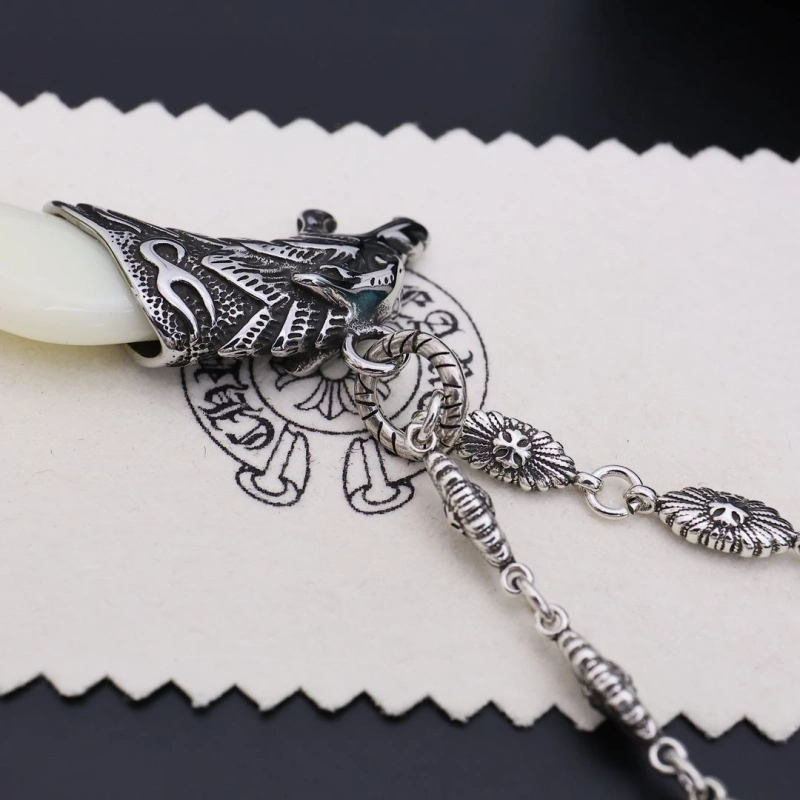 GoAnywhere Chrxmx Hxxrts Necklaces 299324
